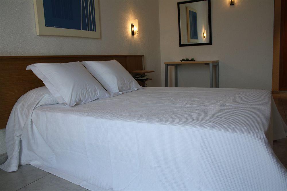 La Gambina Hotell Colera Exteriör bild