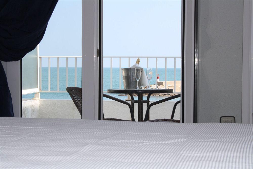 La Gambina Hotell Colera Exteriör bild