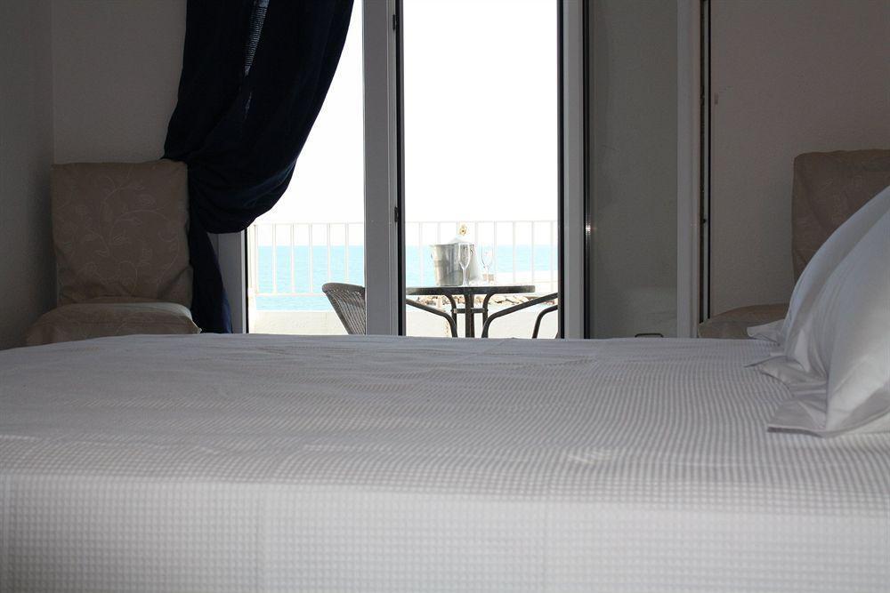 La Gambina Hotell Colera Exteriör bild